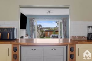 Photo 22- click for photo gallery